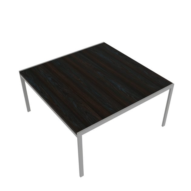 Mesa central Quadra 666